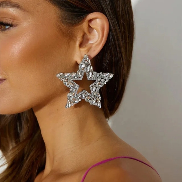Star Shaped Crystal Encrusted Earrings - NWT - Picture 1 of 3